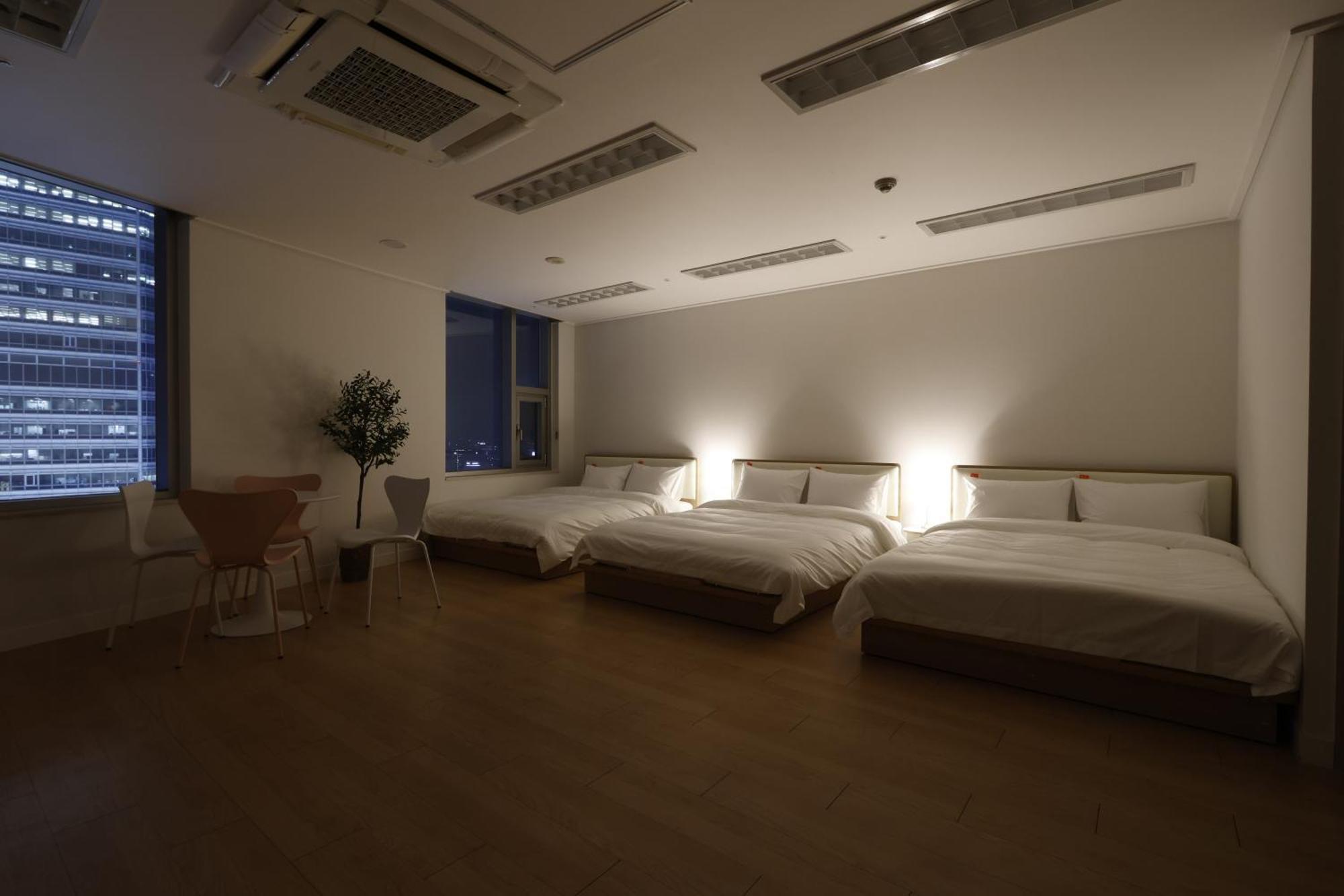 "Grand Opened" Maxtyle Guesthouse Dongdaemun Seoul Bagian luar foto