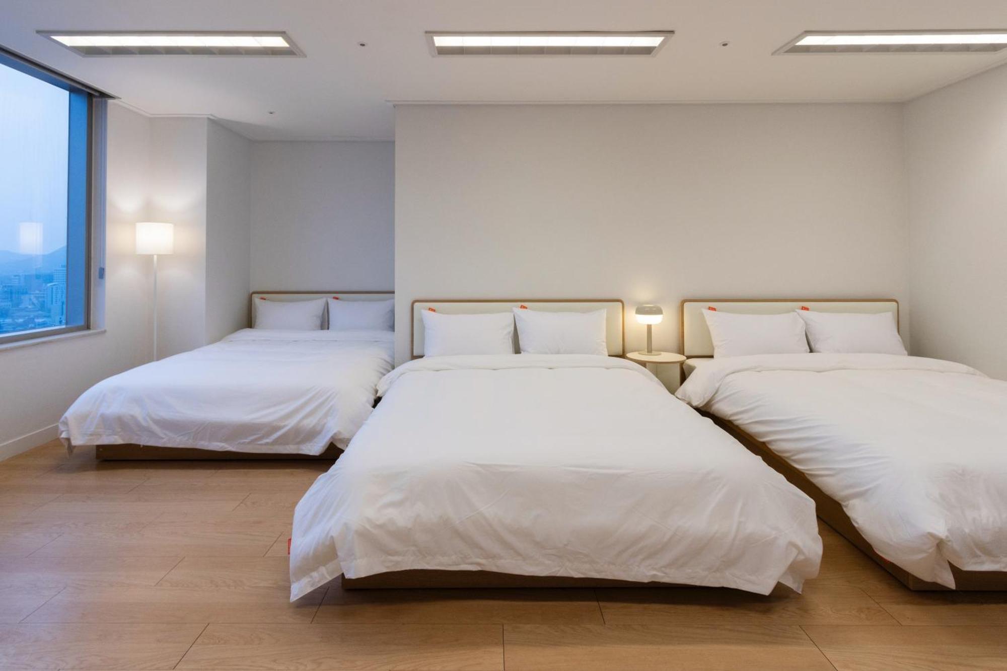 "Grand Opened" Maxtyle Guesthouse Dongdaemun Seoul Bagian luar foto