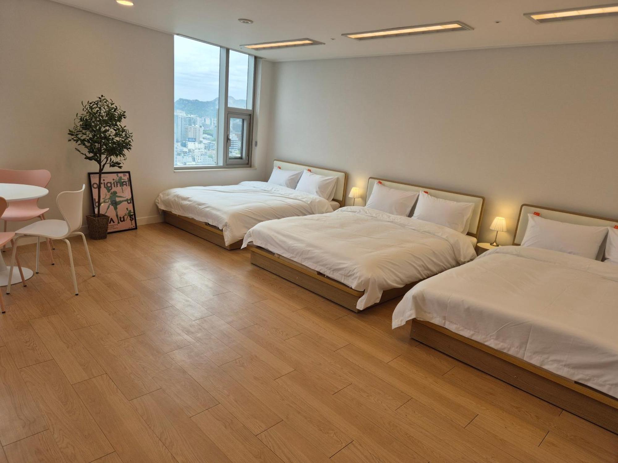 "Grand Opened" Maxtyle Guesthouse Dongdaemun Seoul Bagian luar foto