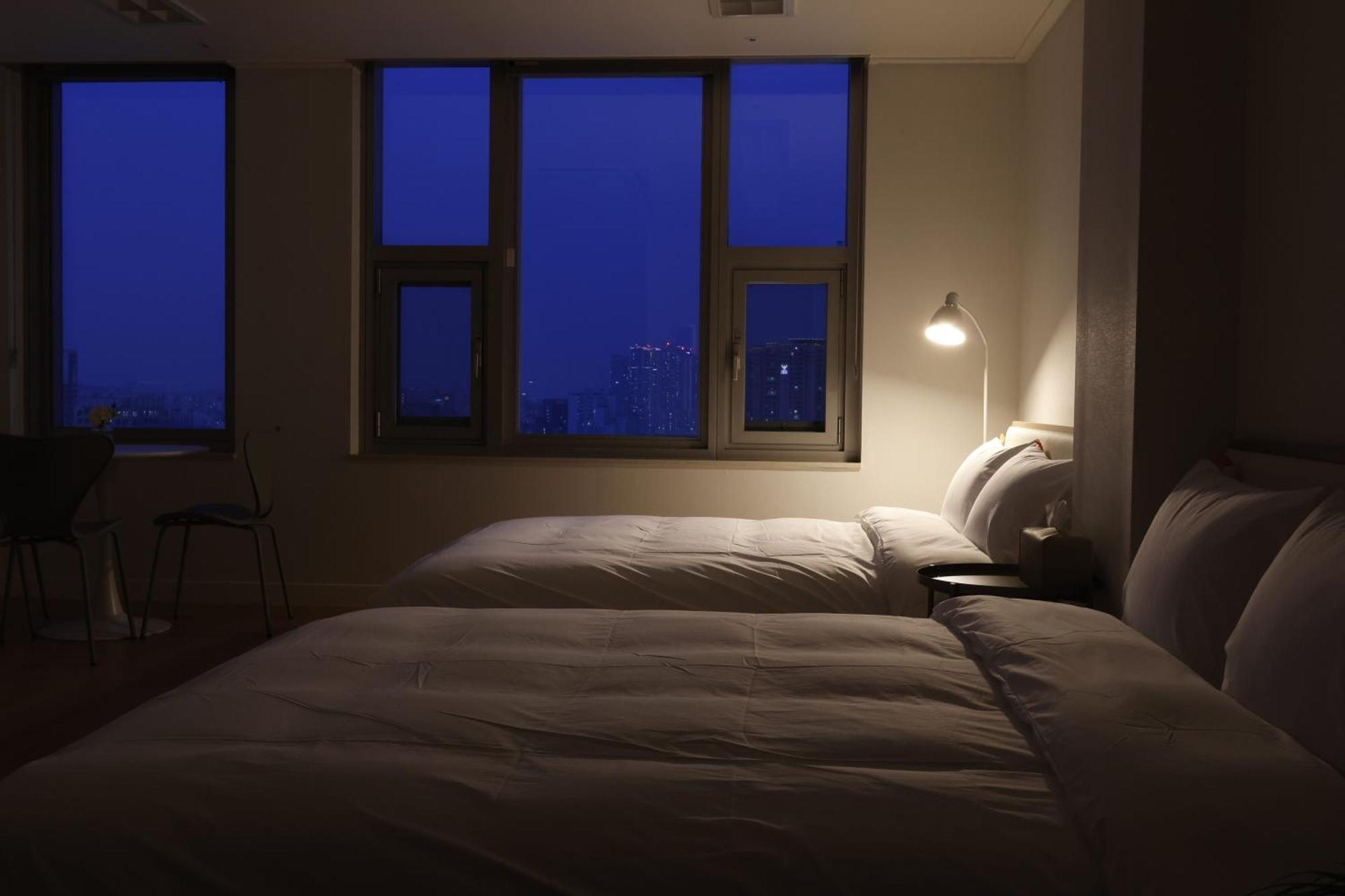 "Grand Opened" Maxtyle Guesthouse Dongdaemun Seoul Bagian luar foto