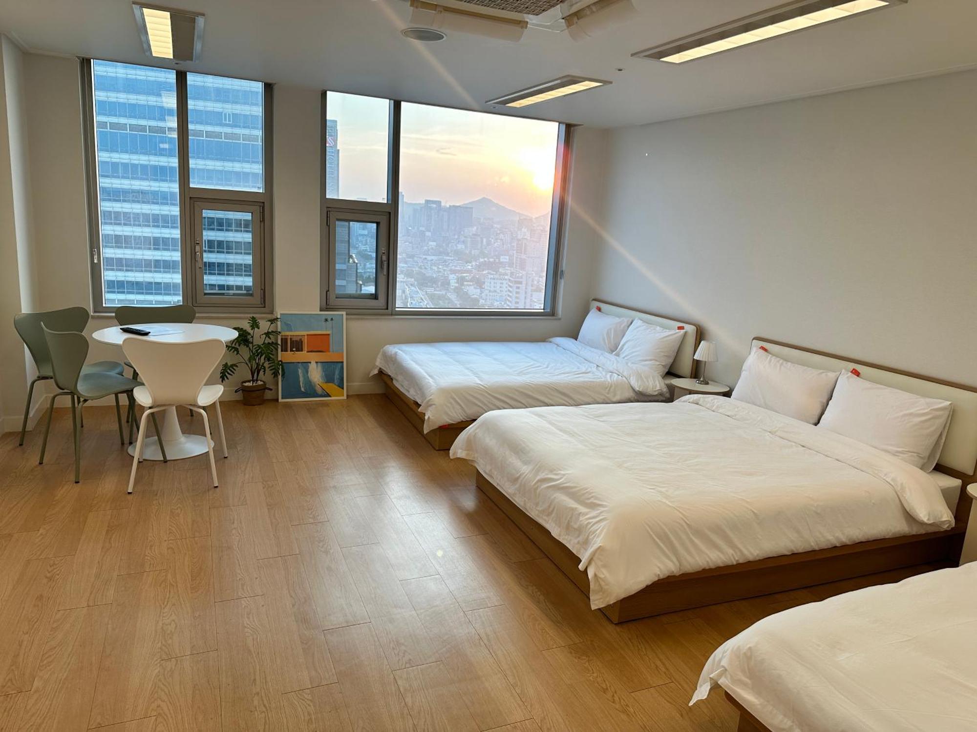 "Grand Opened" Maxtyle Guesthouse Dongdaemun Seoul Bagian luar foto